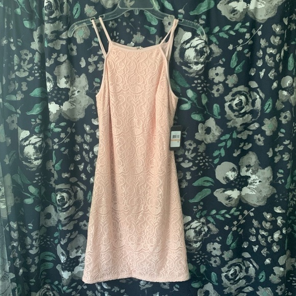 GUESS Lace Dress Blush Pink size 2 New With Tags - Picture 2 of 9